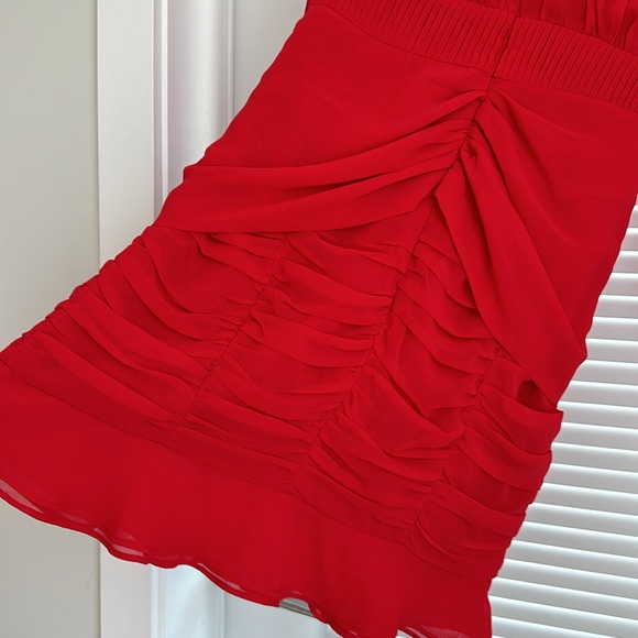 Dress - Picture 9 of 13